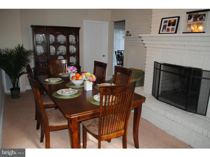 38 Iris Road Levittown, PA 19057 - Photo 10 of 25 Dining Room