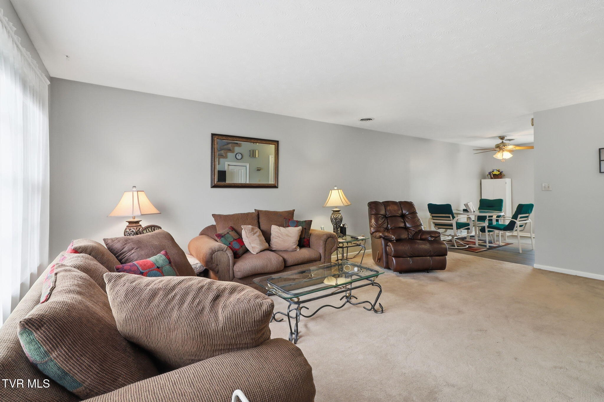 3539 Netherland Inn Road, Unit 9 Kingsport, TN 37660 - Photo 5 of 20 5-web-or-mls-DZ3A5000