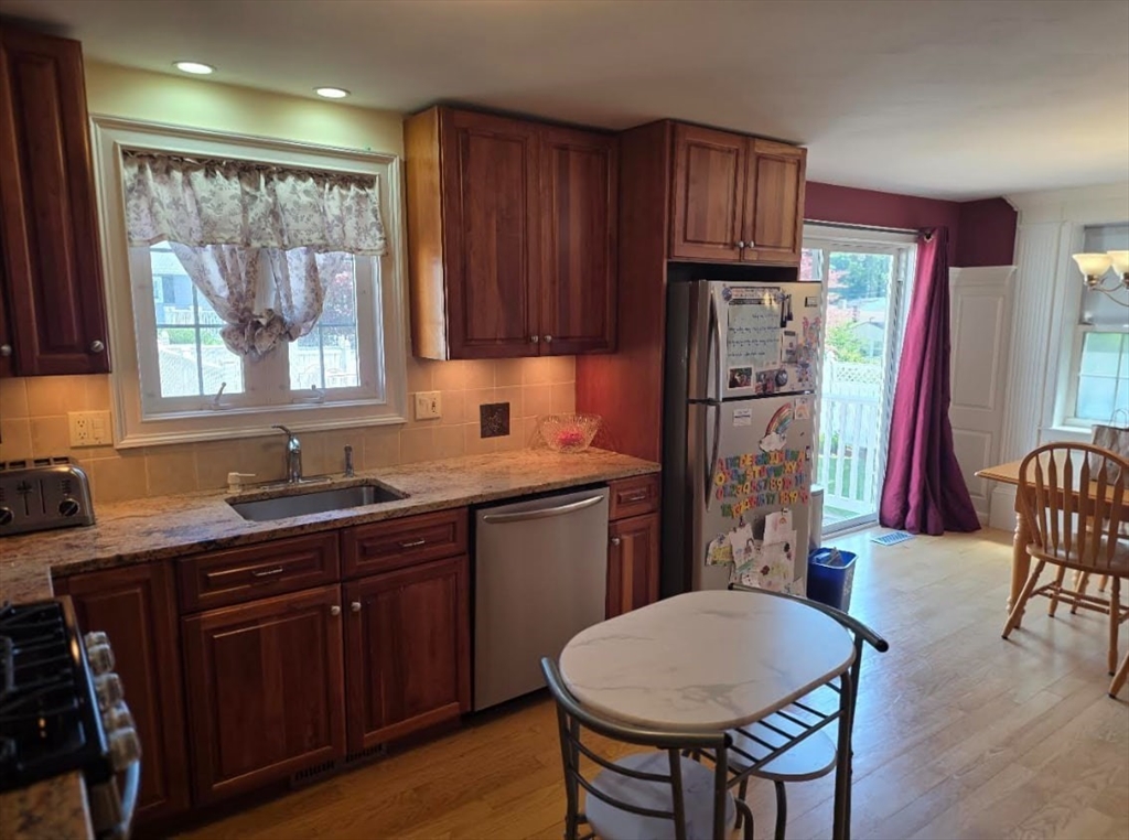 23 Valley Road Dracut, MA 01826 - Photo 5 of 12 Gallery Image 5