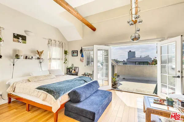 $2,650,000 | 111 Paloma Avenue, Venice, CA 90291
