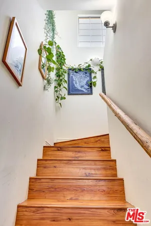 $2,650,000 | 111 Paloma Avenue, Venice, CA 90291