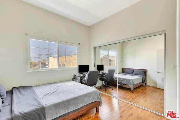 $2,650,000 | 111 Paloma Avenue, Venice, CA 90291