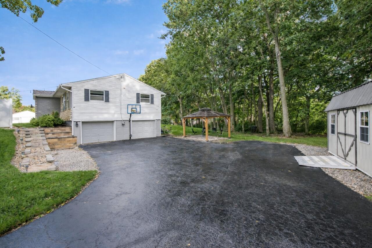 5223 Thompson Lane Delaware, OH 43015 - Photo 30 of 39 56d4772d-3ce1-4ef0-b996-cc582aa68477