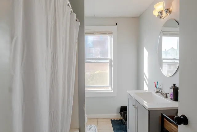 $619,900 | 8 Gladding Place, Fall River, MA 02721