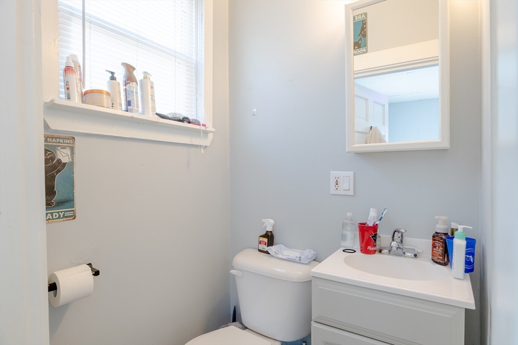 8 Gladding Place Fall River, MA 02721 - Photo 29 of 40 Gallery Image 29