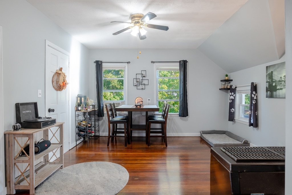 8 Gladding Place Fall River, MA 02721 - Photo 8 of 40 Gallery Image 8