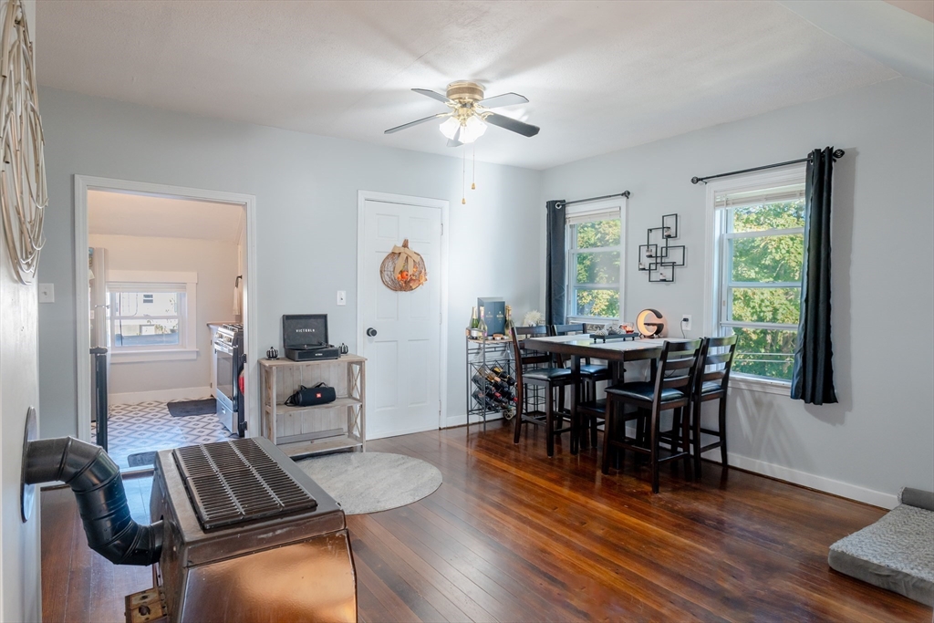 8 Gladding Place Fall River, MA 02721 - Photo 9 of 40 Gallery Image 9