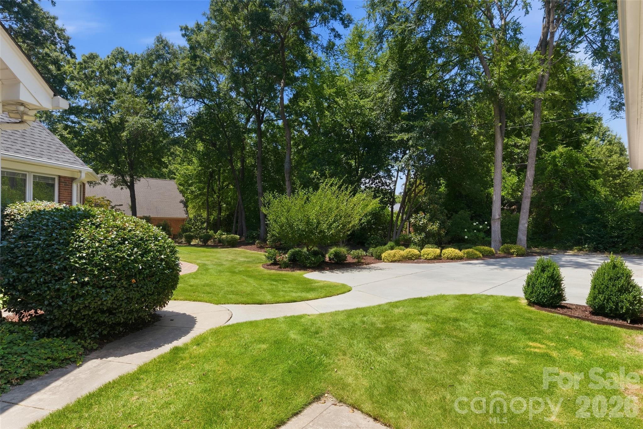 208 Kelly Court Fort Mill, SC 29715 - Photo 37 of 48