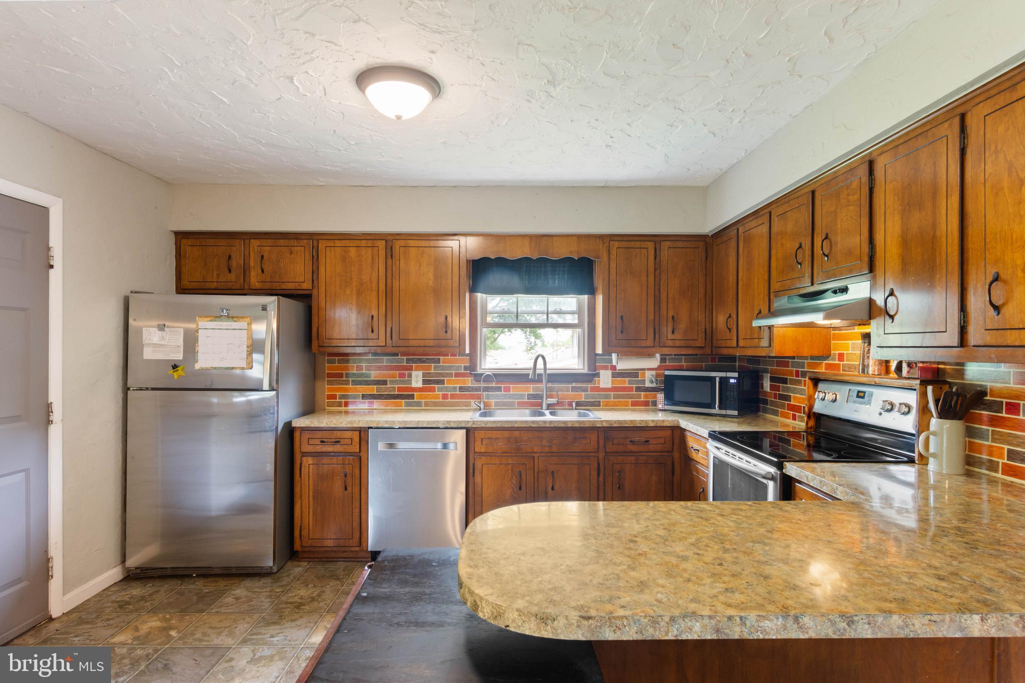 185 Pine Grove Road Hanover, PA 17331 - Photo 12 of 37