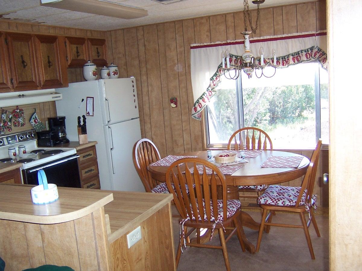 1533 East Barbara Road Williams, AZ 86046 - Photo 5 of 14 000_2198