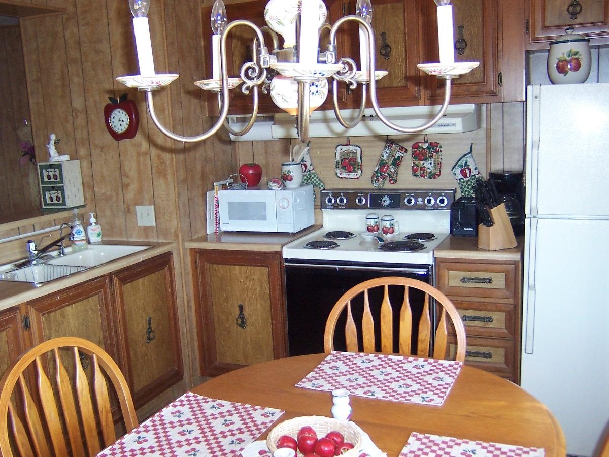 1533 East Barbara Road Williams, AZ 86046 - Photo 6 of 14 000_2199