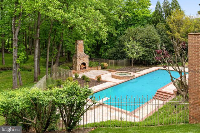 $3,595,000 | 10525 Alloway Drive, Potomac, MD 20854