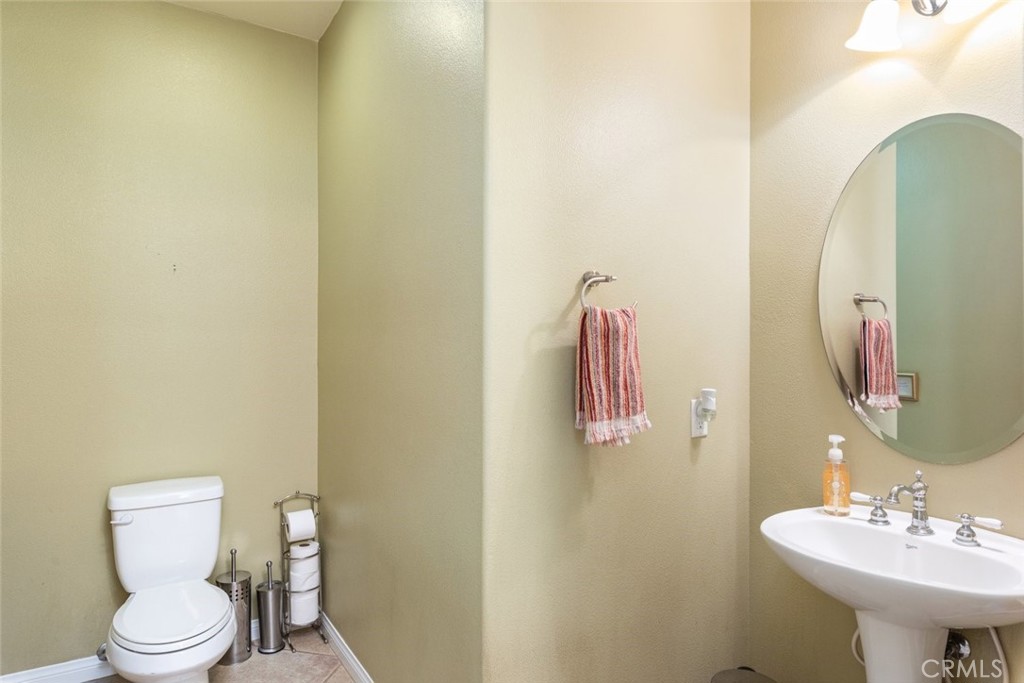 17970 Wildwood Creek Road Riverside, CA 92504 - Photo 24 of 54