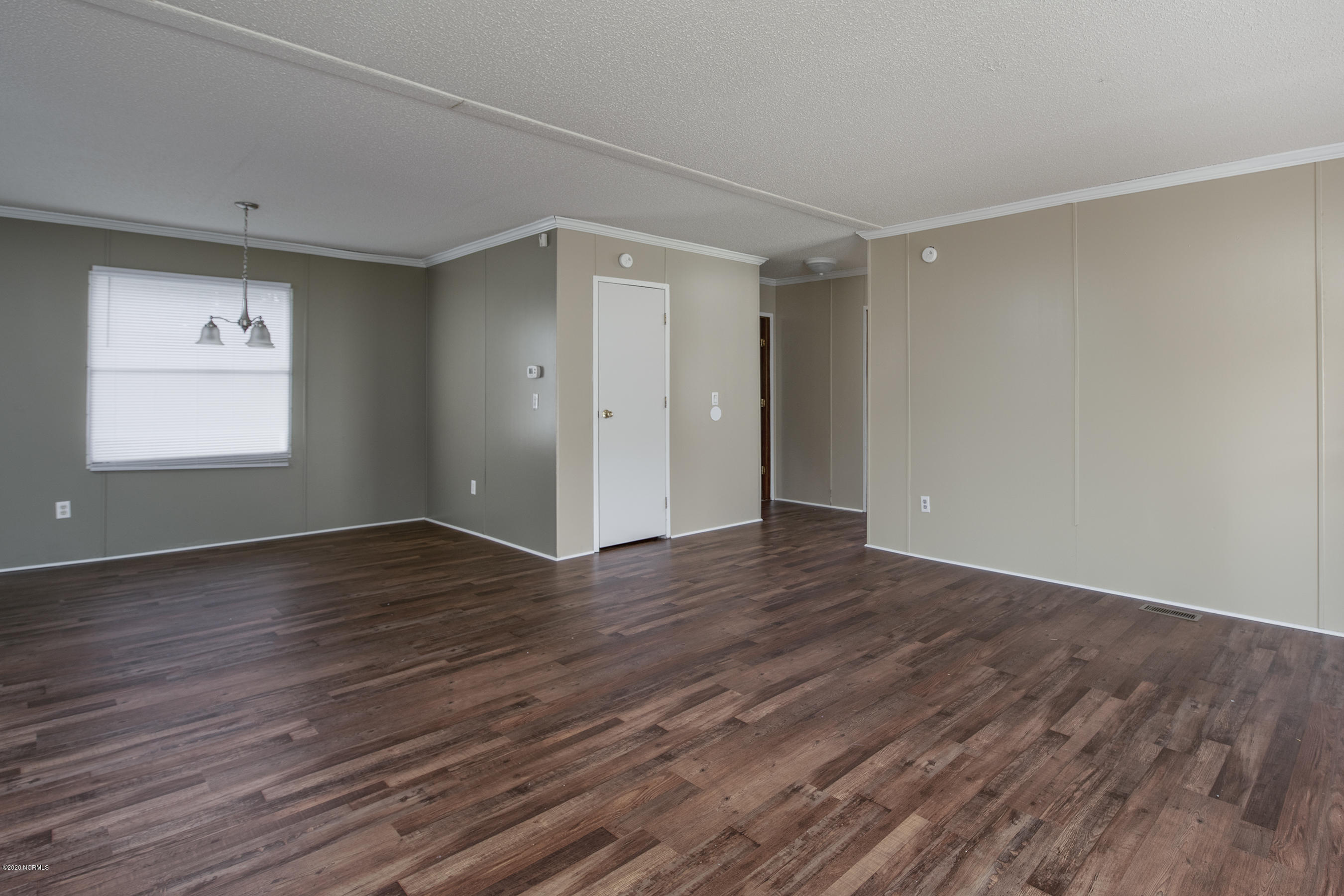 123 Myrtle Grove Road New Bern, NC 28562 - Photo 14 of 40 Open Living Room