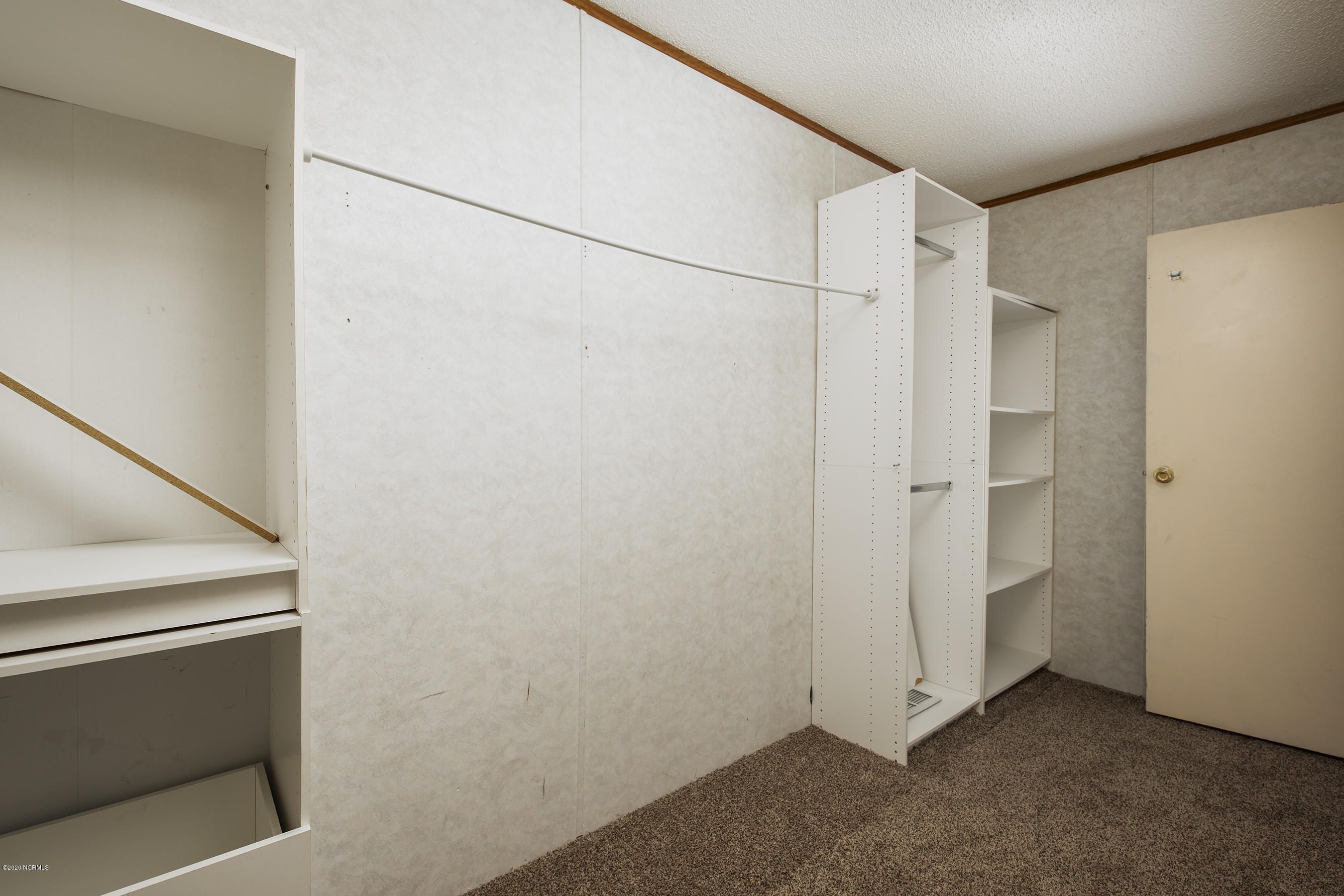 123 Myrtle Grove Road New Bern, NC 28562 - Photo 25 of 40 Large Walk In Closet