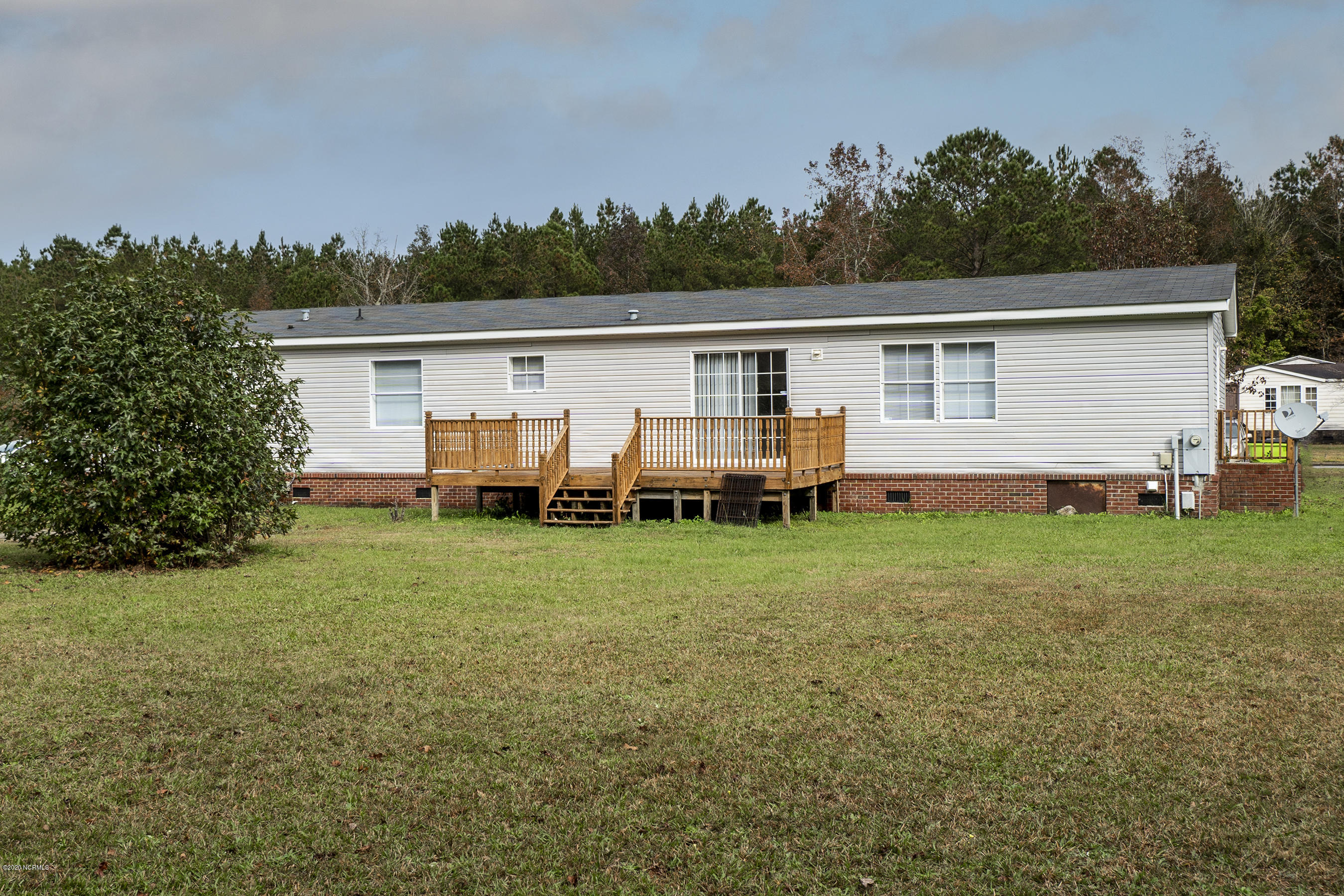 123 Myrtle Grove Road New Bern, NC 28562 - Photo 33 of 40 Back View