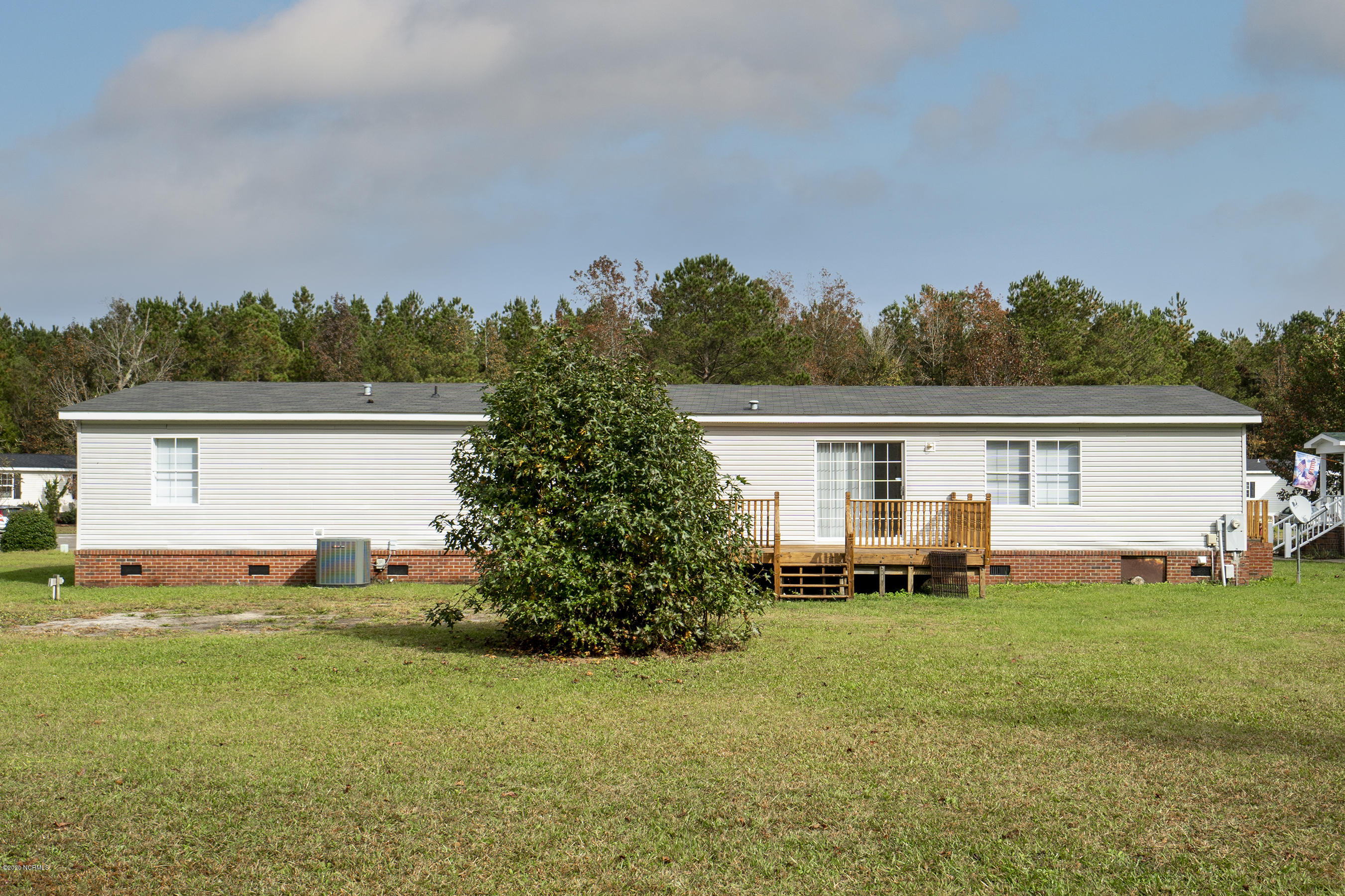 123 Myrtle Grove Road New Bern, NC 28562 - Photo 35 of 40 Back View