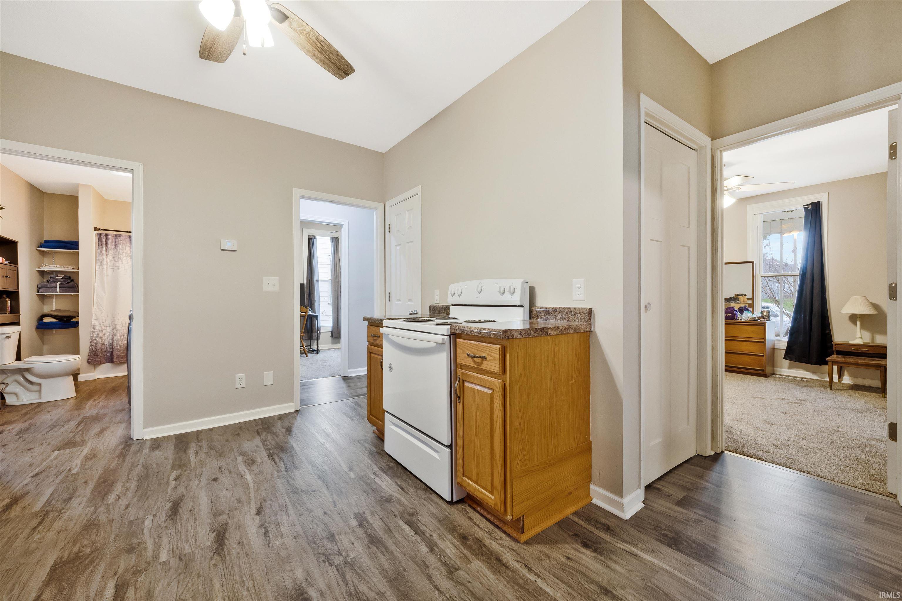 517 North Hart Street Princeton, IN 47670 - Photo 8 of 15