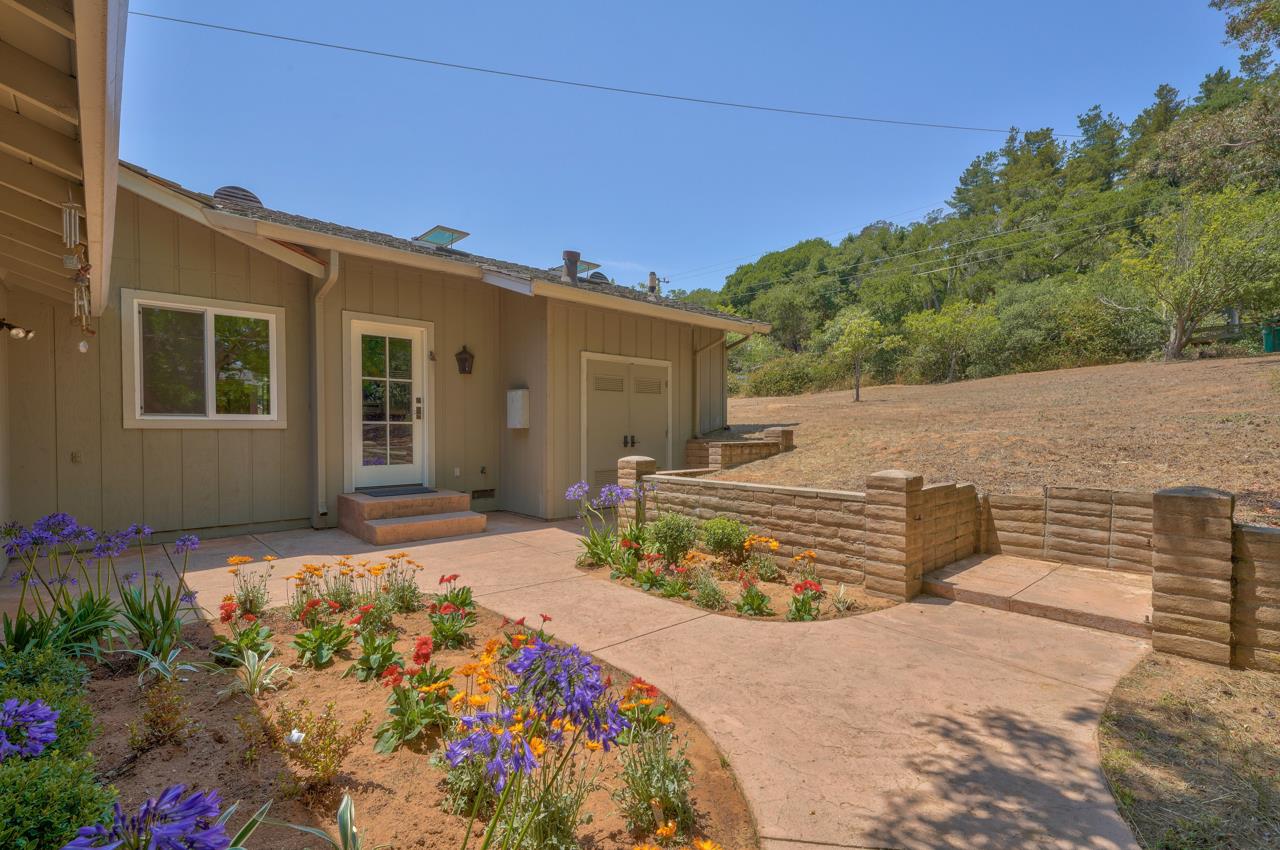 6834 Tustin Road Prunedale, CA 93907 - Photo 1 of 32 Gallery Image 1