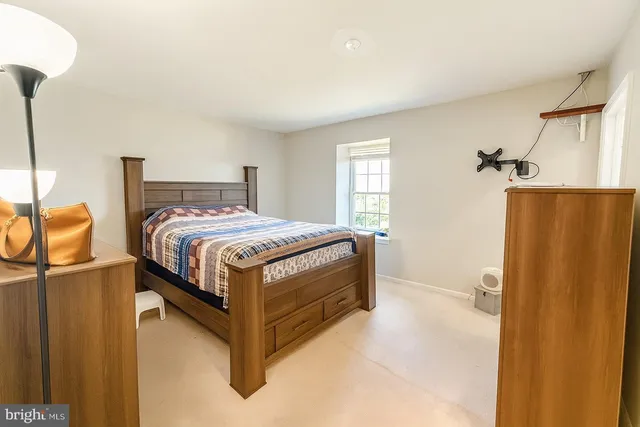 $530,000 | 21 Haxall Court, Sterling, VA 20165