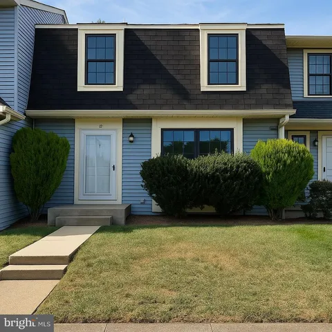 $530,000 | 21 Haxall Court, Sterling, VA 20165