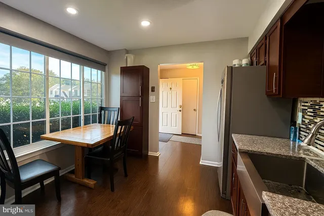 $530,000 | 21 Haxall Court, Sterling, VA 20165