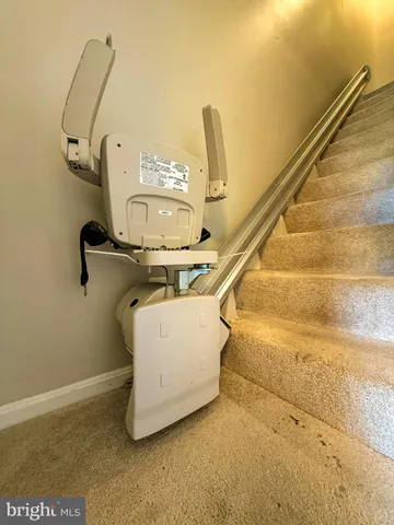 $530,000 | 21 Haxall Court, Sterling, VA 20165