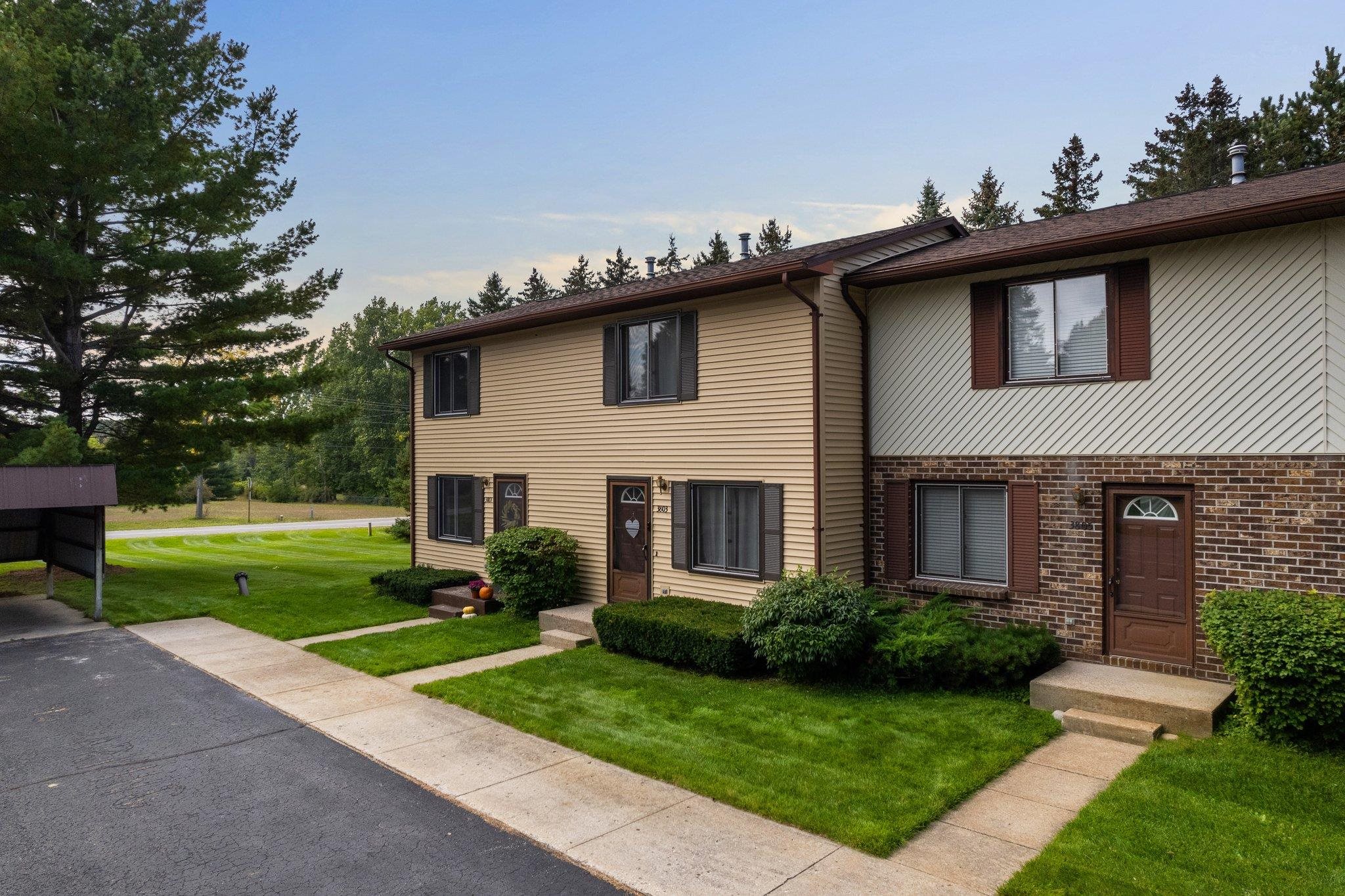 3801 East Hammond Road Traverse City, MI 49686 - Photo 39 of 52 1916177-39.JPG