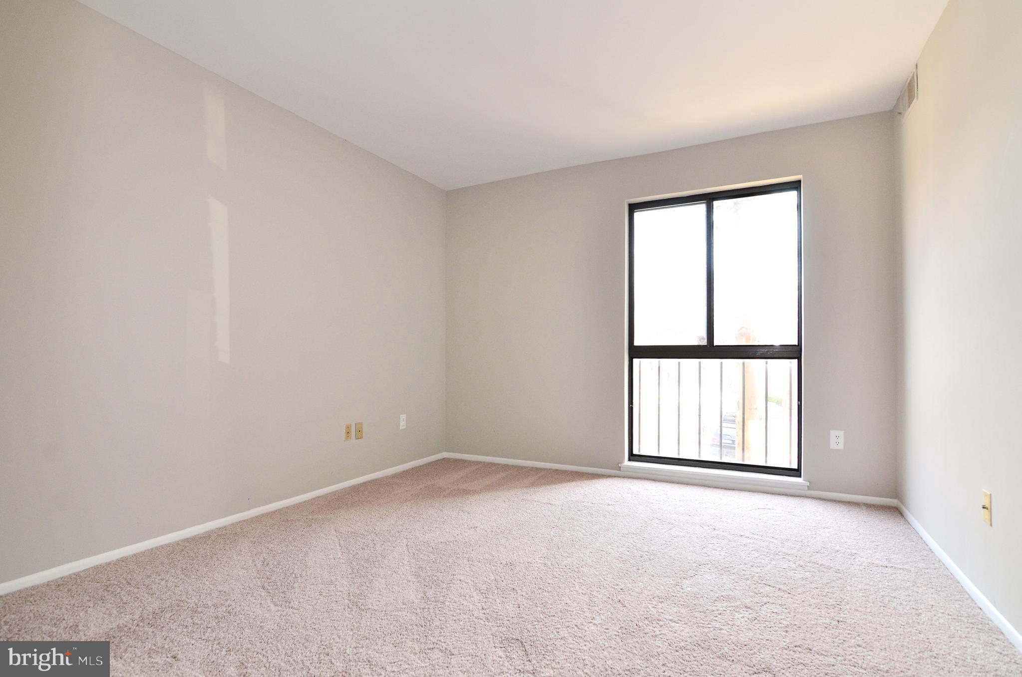 2073 Royal Fern Court, Unit 11B Reston, VA 20191 - Photo 14 of 22 Bedroom 1