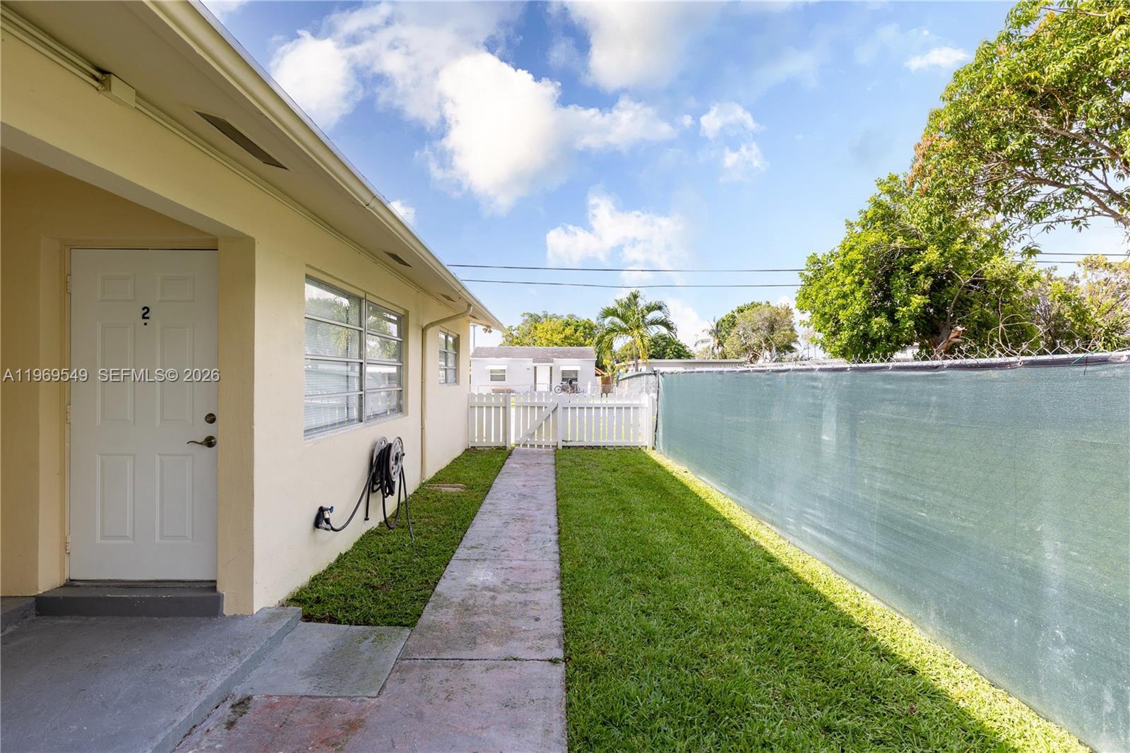 129 Southeast 4th Street, Unit 2 Hallandale Beach, FL 33009 - Photo 13 of 19 Photo 13