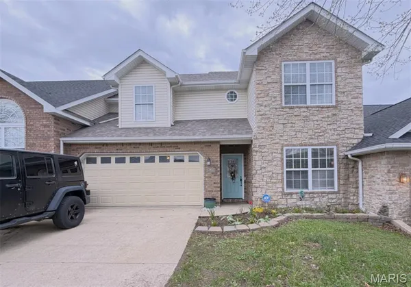 $195,000 | 290 Carmel Valley Way, Unit C, St. Robert, MO 65584