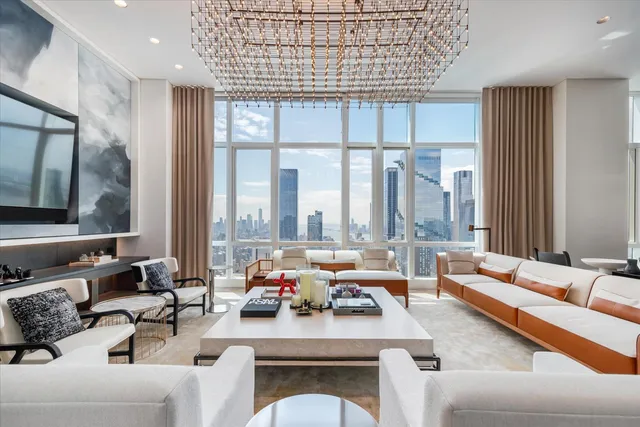$6,490,000 | 460 West 42nd Street, Unit PH1C | Hell's Kitchen