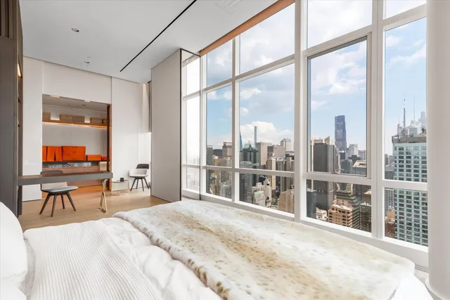 $6,490,000 | 460 West 42nd Street, Unit PH1C | Hell's Kitchen