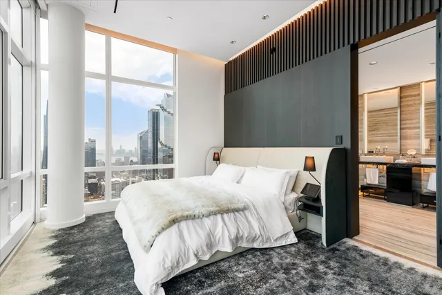$6,490,000 | 460 West 42nd Street, Unit PH1C | Hell's Kitchen
