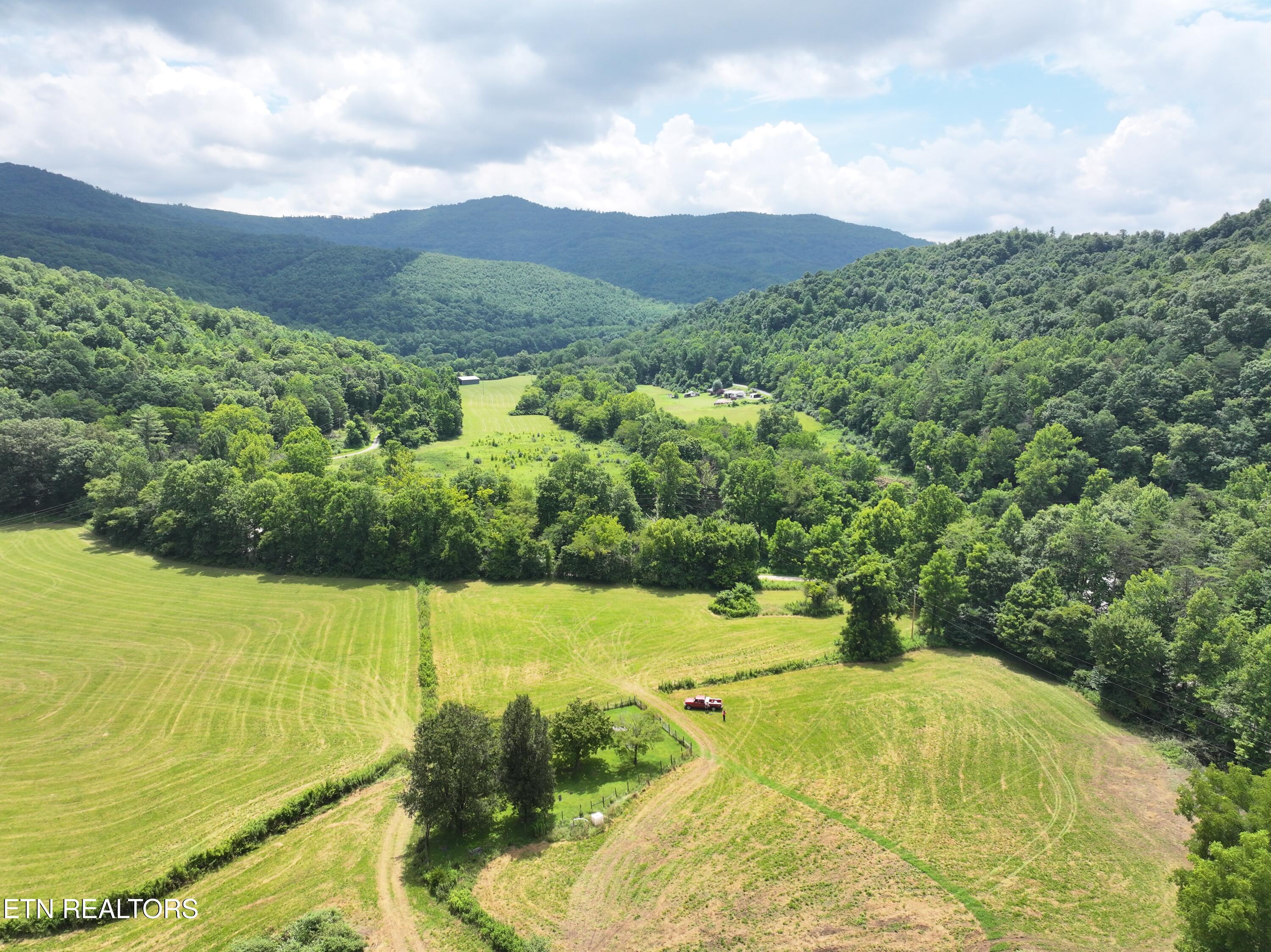 7914 Brimstone Road Robbins, TN 37852 - Photo 54 of 57 dji_fly_20260709_090346_0798_17836841212