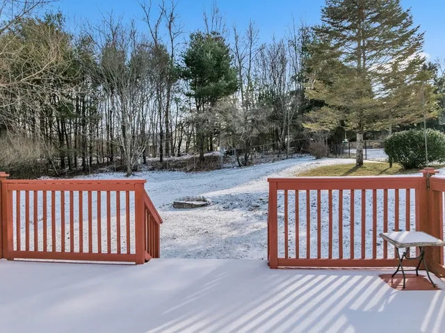 $475,000 | 26 Stephen Drive, Webster, MA 01570