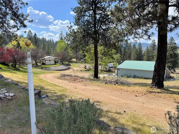 $249,900 | 31884 Phillips Lane East, Davenport, WA 99122