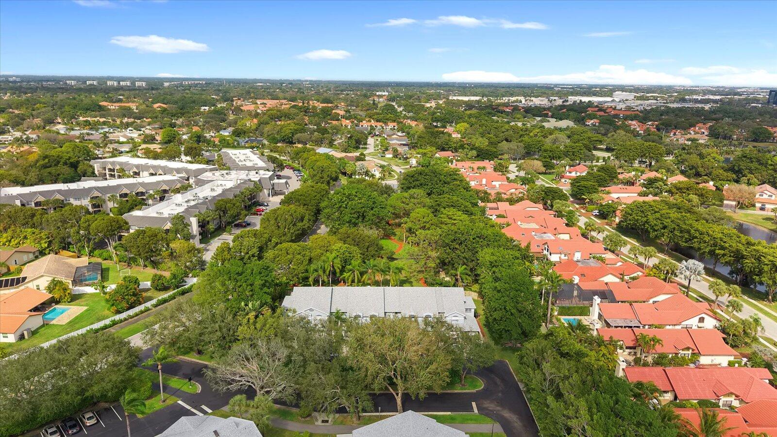 6045 Old Court Road, Unit 401 Boca Raton, FL 33433 - Photo 31 of 47 33-DJI_20250118131507_0697_D