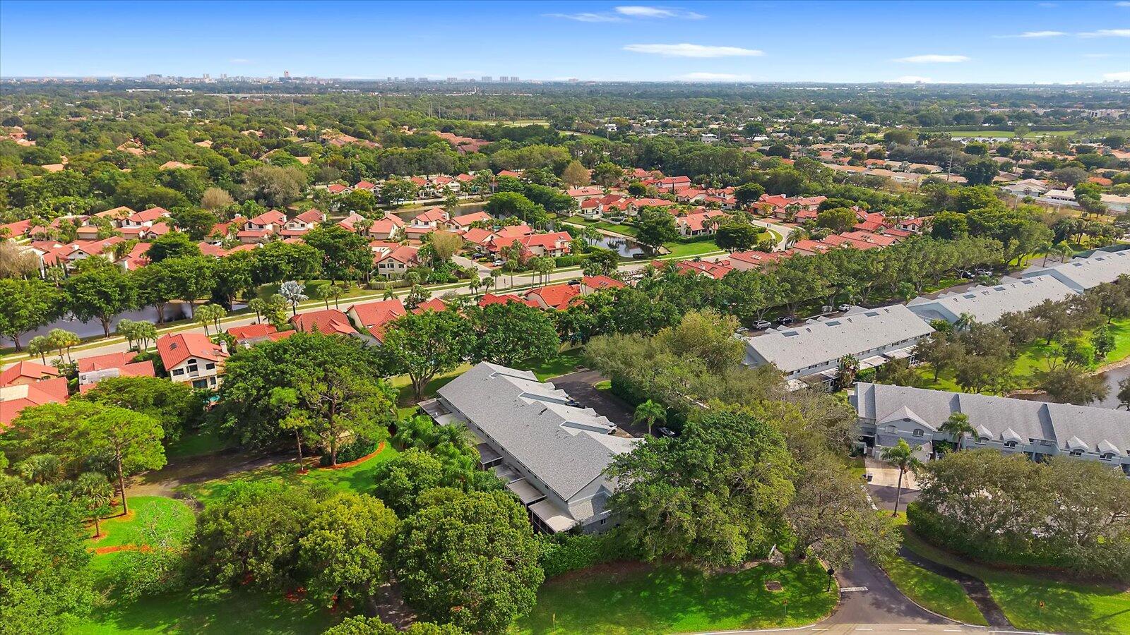 6045 Old Court Road, Unit 401 Boca Raton, FL 33433 - Photo 38 of 47 39-DJI_20250118131559_0712_D