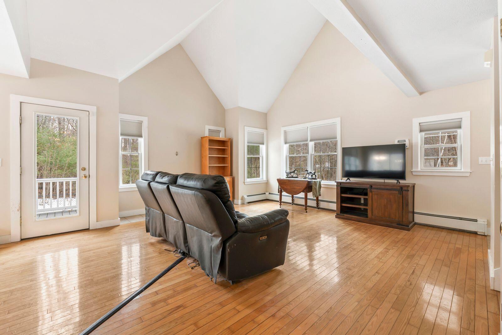 33 Green Ridge Drive Buxton, ME 04093 - Photo 14 of 57 wMZxItIA