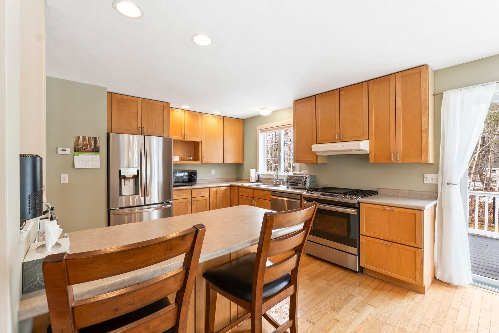 33 Green Ridge Drive Buxton, ME 04093 - Photo 8 of 57 Og6rleXA