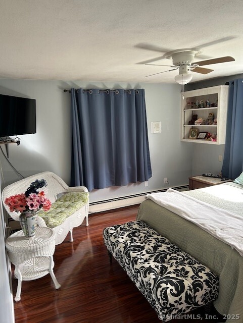 62 Cedarwood Road Berlin, CT 06037 - Photo 19 of 37 a bedroom with a bed and a window