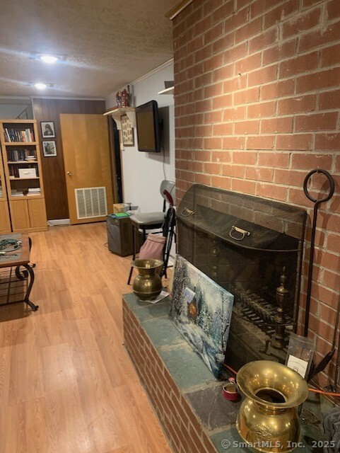 62 Cedarwood Road Berlin, CT 06037 - Photo 25 of 37 a bathroom with a sink toilet and mirror