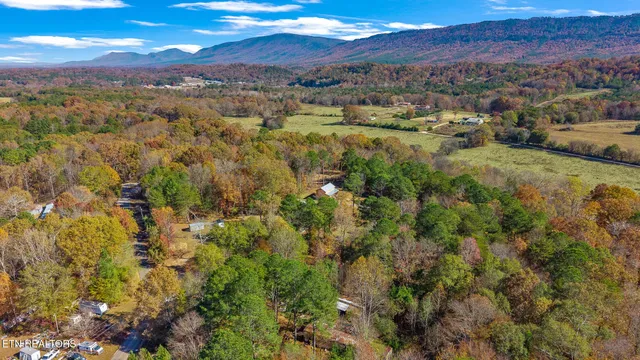 $399,800 | 228-236 Sweeney Road, Benton, TN 37307