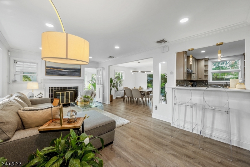 370 Putnam Road Union, NJ 07083 - Photo 2 of 23 Gallery Image 2
