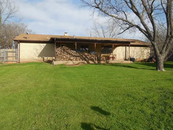 $185,000 | 105 Terrell Street, Ranger, TX 76470