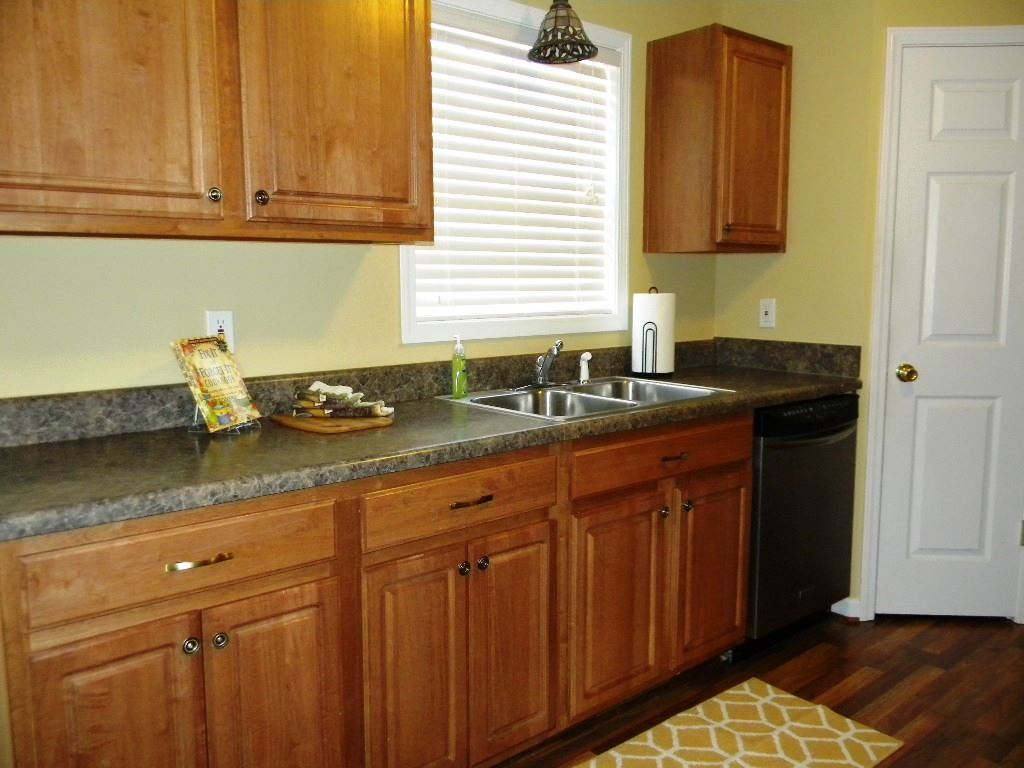 235 Oak Grove Road Blacksburg, SC 29702 - Photo 3 of 23