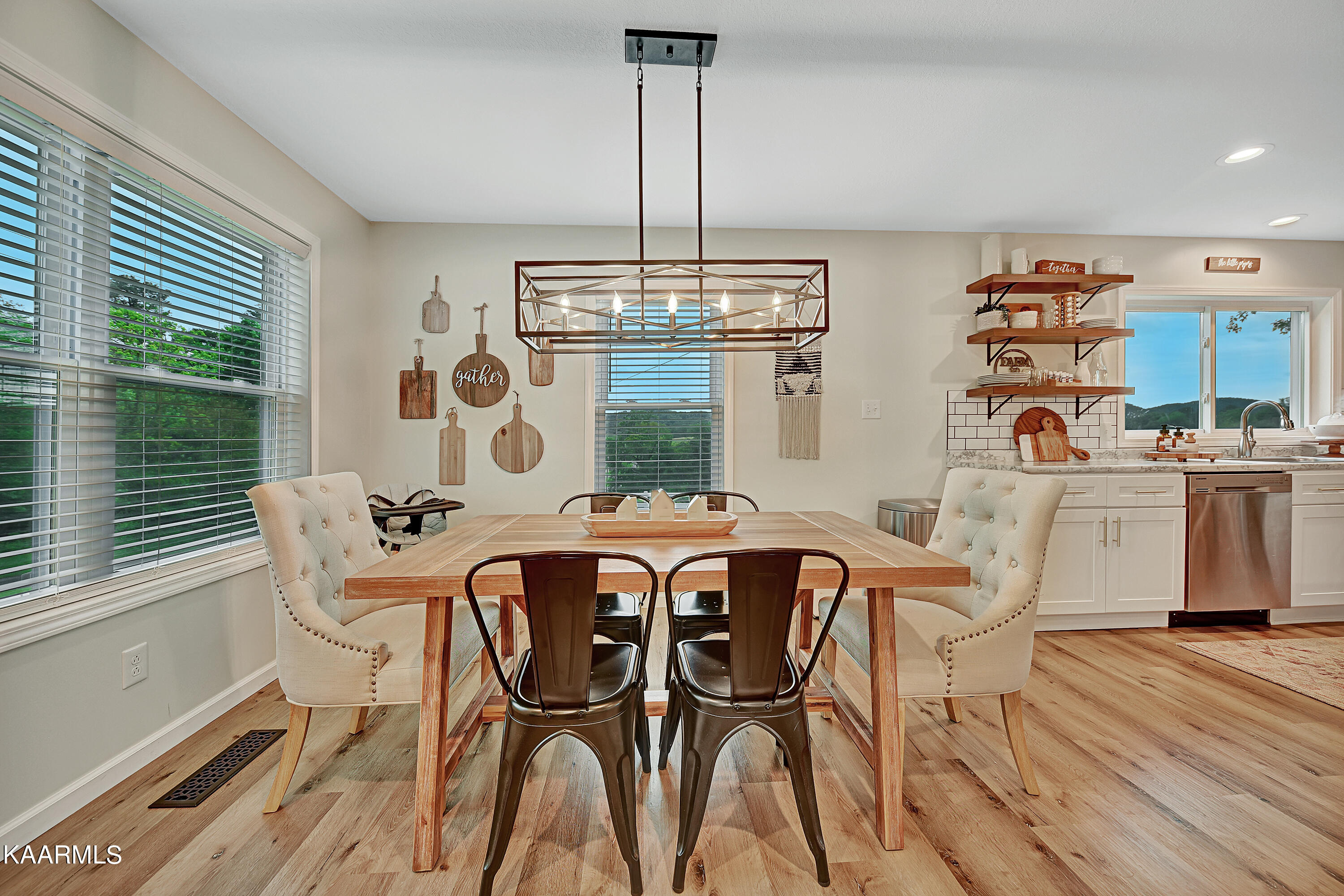 438 Keeble Road Maryville, TN 37804 - Photo 12 of 36 Dining Area