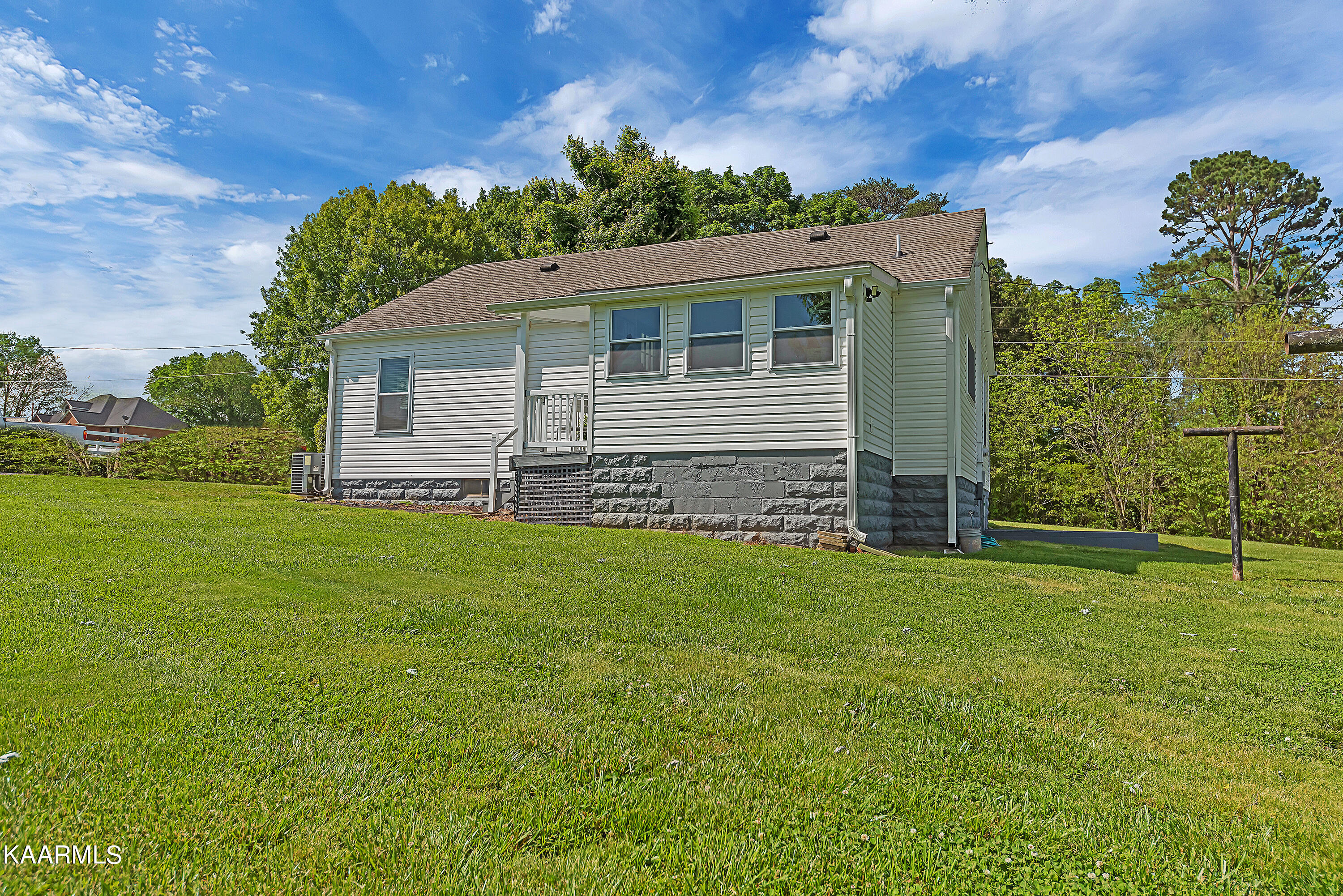 438 Keeble Road Maryville, TN 37804 - Photo 22 of 36 438 Keeble
