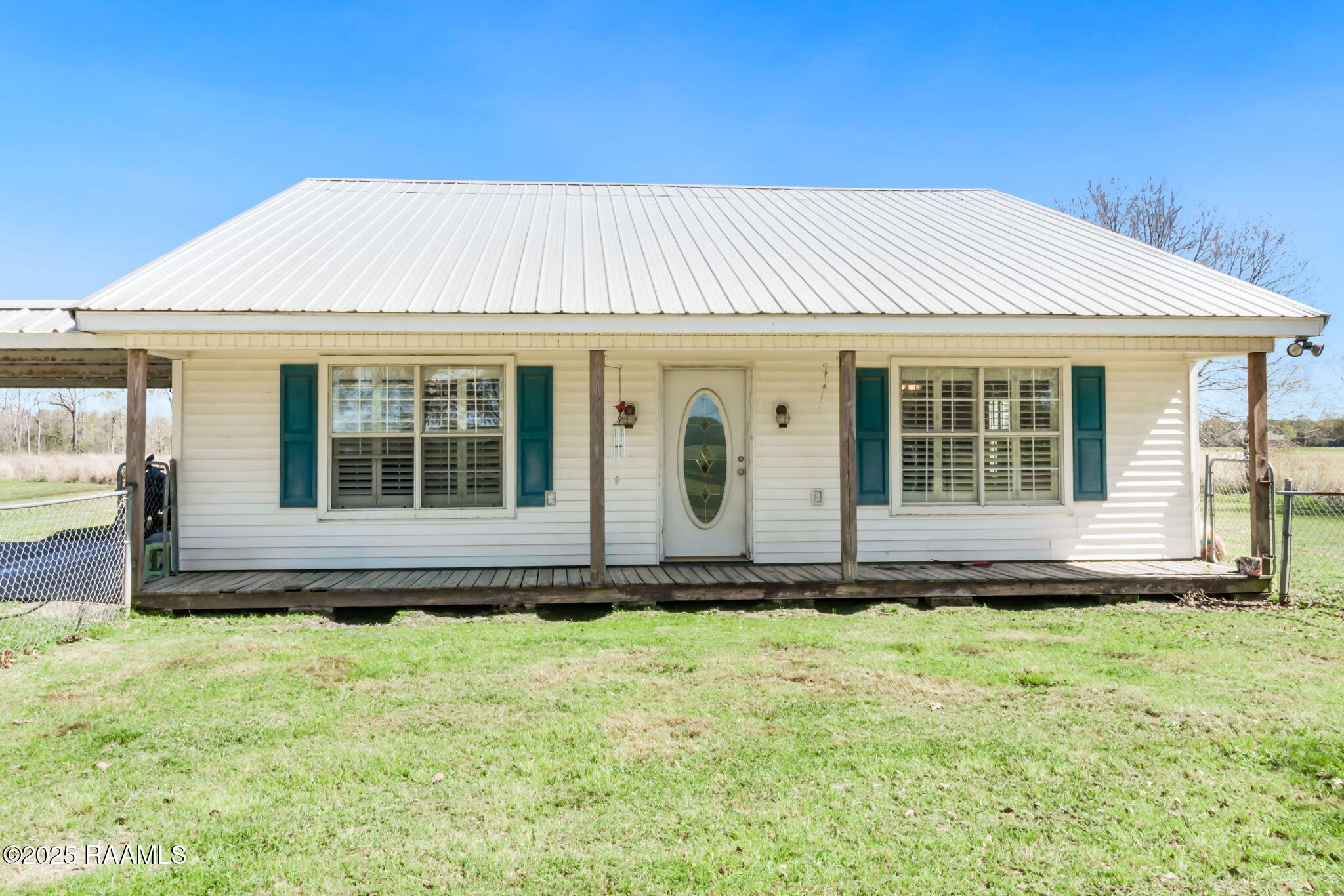 208 Deville Road Opelousas, LA 70570 - Photo 2 of 17 1-web-or-mls-208 Deville-16